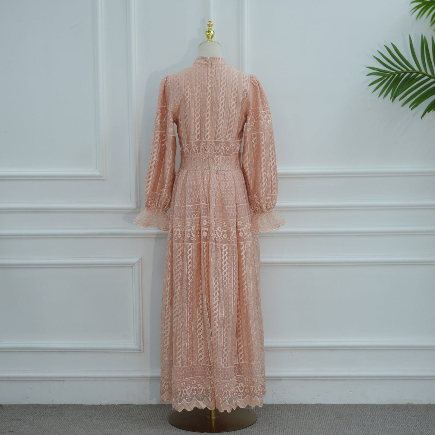Pink embroidered double-layer abaya - colour Pink