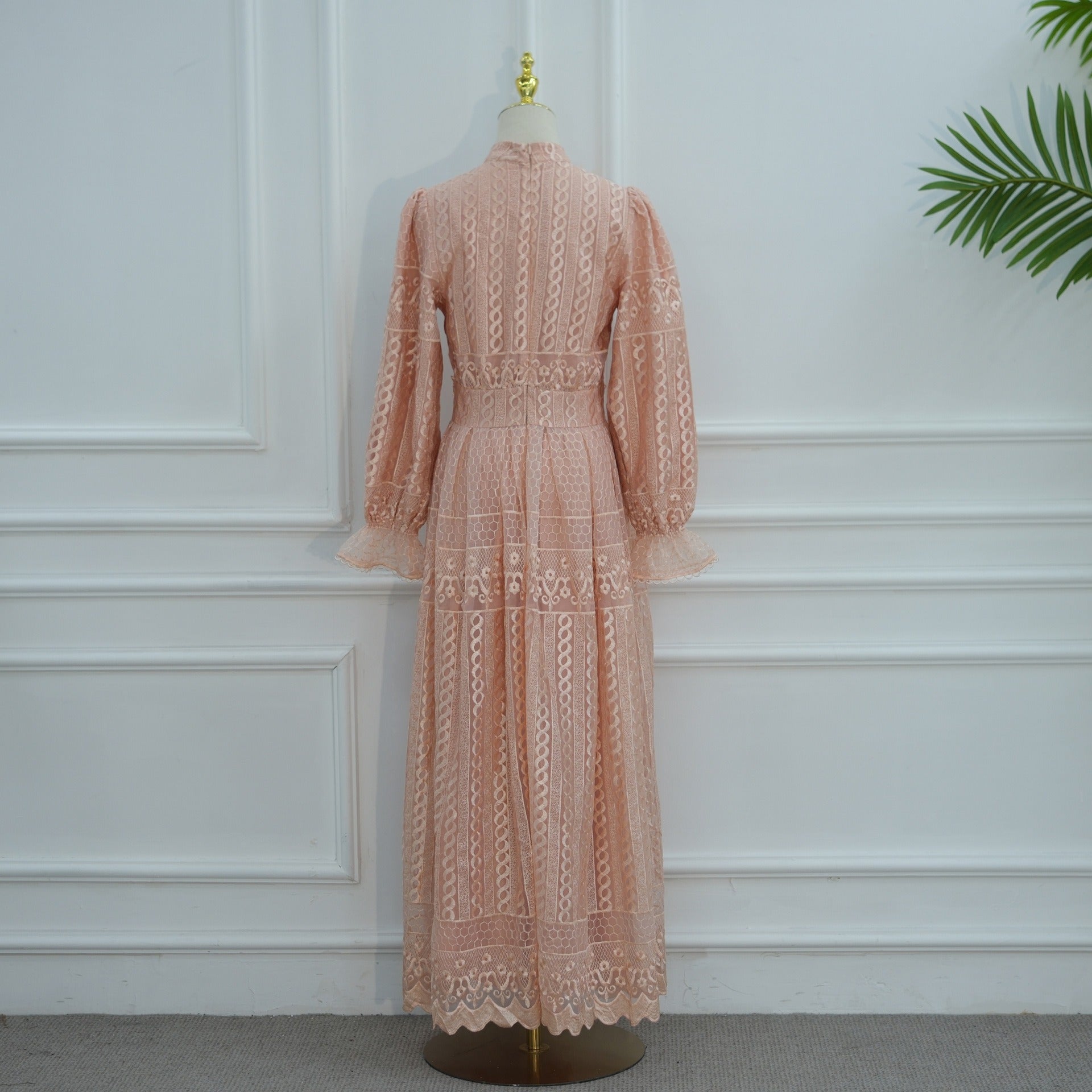 Pink embroidered double-layer abaya - colour Pink
