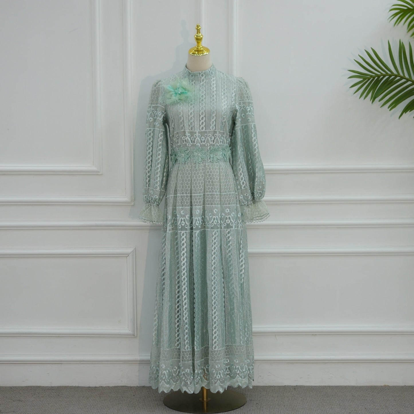 Green embroidered double-layer abaya - colour Green
