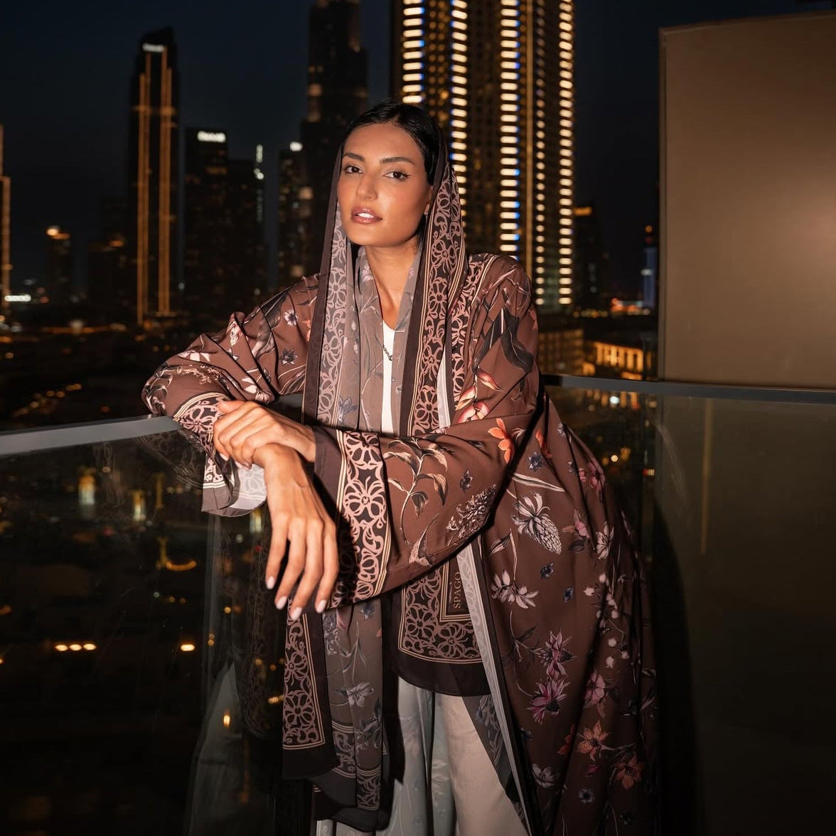 Embroidered abaya cardigan - colour Brown