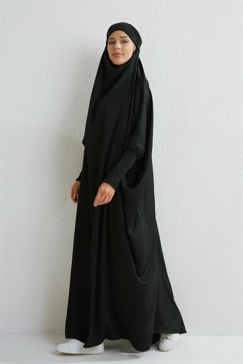 Hooded prayer jilbab - colour Black