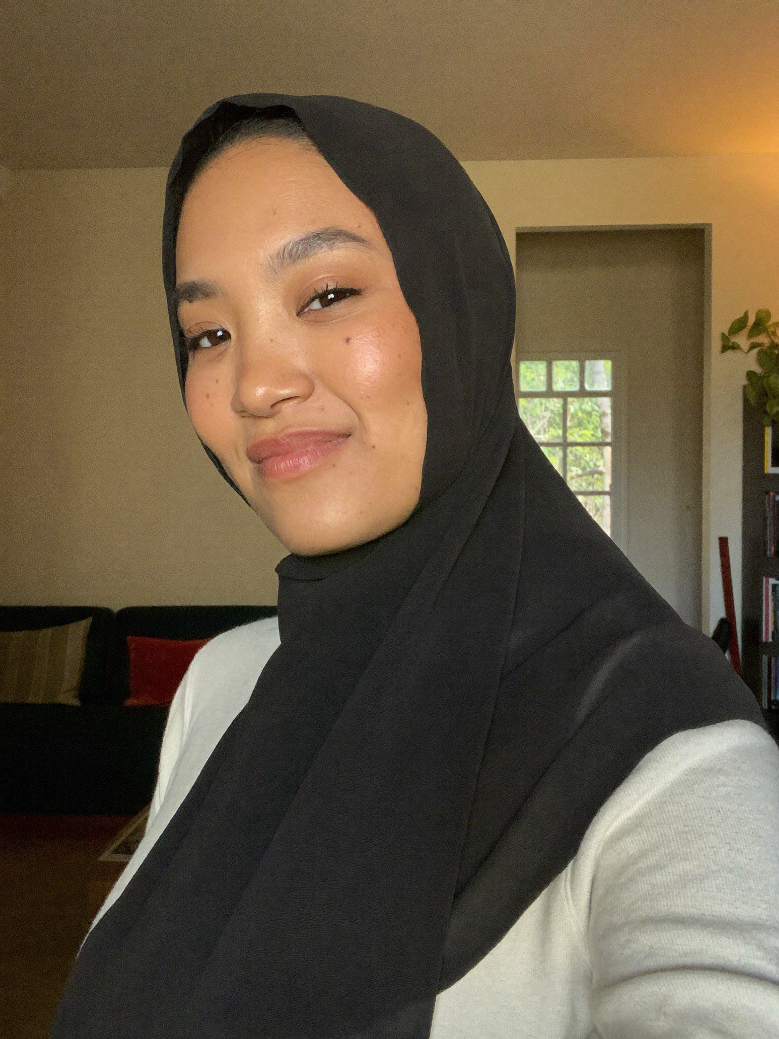 Vaelora instant hijab worn - smooth drape, fully covered, no pins